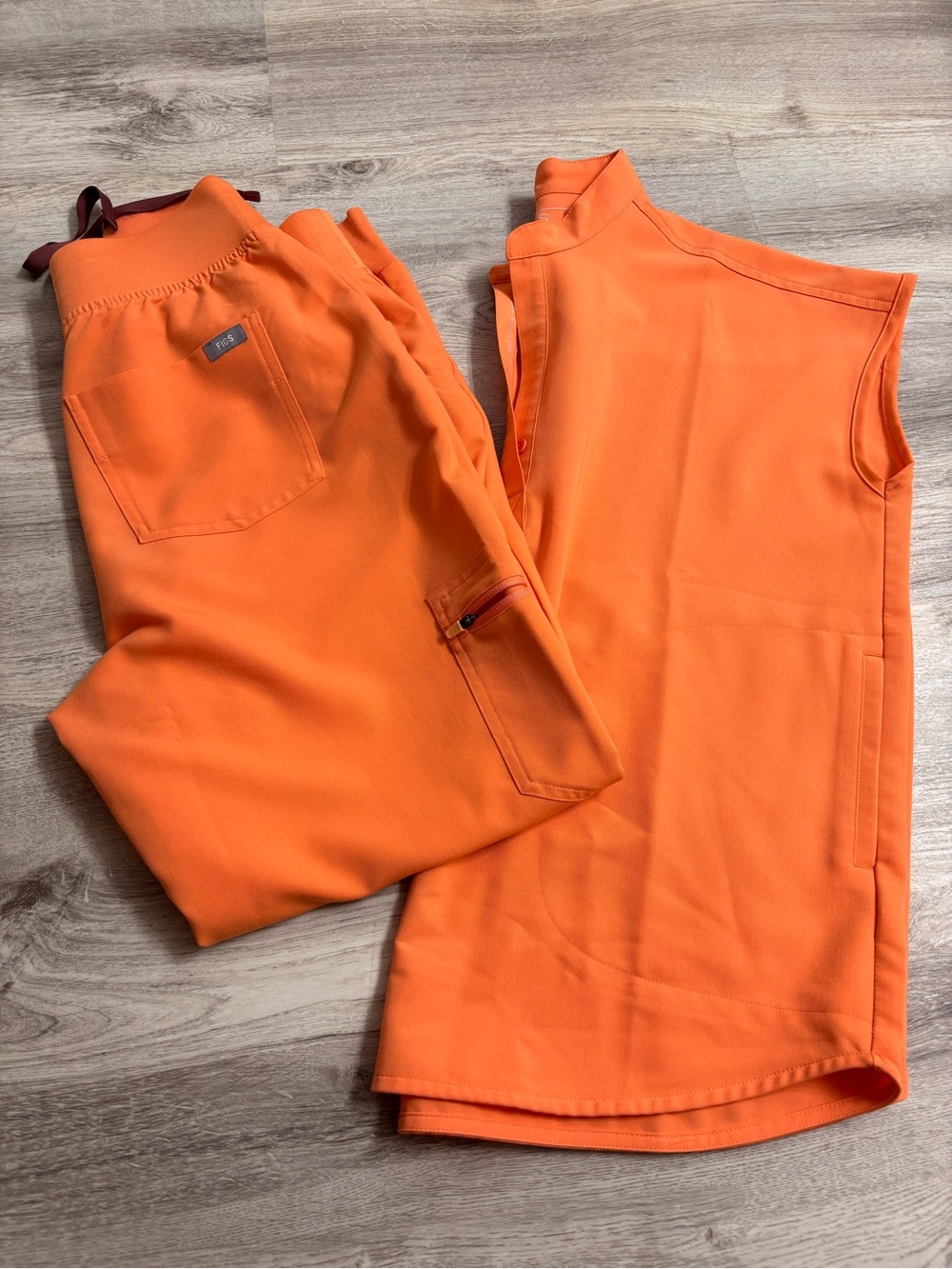 Figs Women's Orange Scrub Joggers & Tunic Set